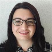 Maestra especializada en apoyo transversal a todas las asignaturas de primaria, con especial hincapié en las competencias comunica